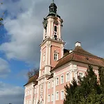 Palais Am Schlossplatz מיירסבורג